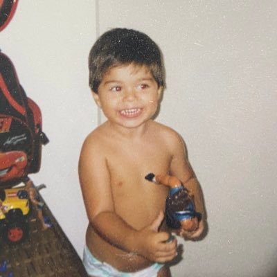 se continuar me stalkeando vai sair daqui com uns 300 transtornos mentais