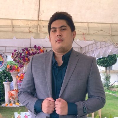 johnlawrenzem's profile picture. Luke’s Father 💚👶. Software Senior Analyst 💻. Foodie 🍔🍟🥓🍎. Sports Fan 🏀⚾️🏈