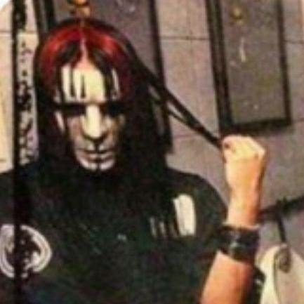 I yell abt slipknot 🫀 my main is @gh0st_teeth 🫀 priv @gh0st_tiddies