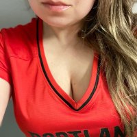 Bee Max (@beemaxpdx) 's Twitter Profile
