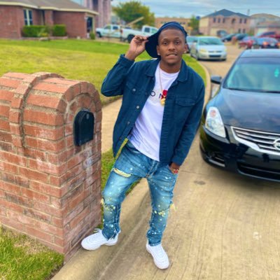 DripWidRob's profile picture. 214🌉