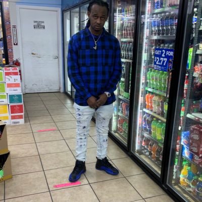 🦈 Talk Be Da Brand IG @_bfl_hizzle Rap Artist Louisiana #🦈Talk #Wholelotta🦈Shit