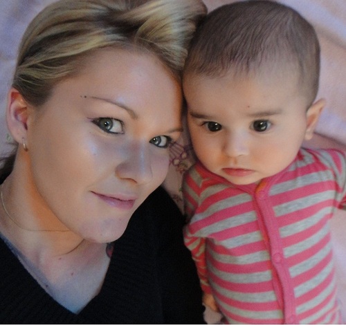 ItsMeKAHLENE's profile picture. 24 Yrs old - Mum to Connor and Angelique - Partner - Uni Student (BA Internet Communications Thru OUA)  - Great Friend - Live in Adelaide - Average Cook :D