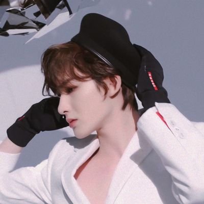 justzhuzhutings's profile picture. 🤘🏼💙❤️🆔🩵🩷☔ she/her 🌸 the word 'happiness' is too vague so i hope you guys feel that it's worth living everyday 🌸 saw oor in 🇯🇵🇸🇬🇹🇭🇹🇼🇭🇰