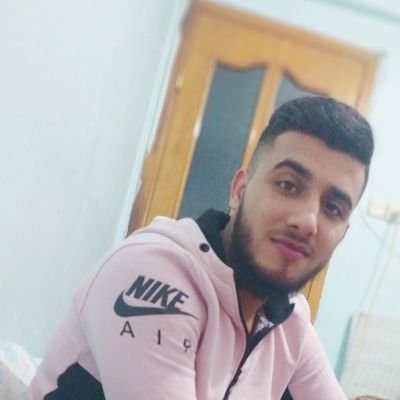 Yd1mymOSLS0W4qs's profile picture. جان