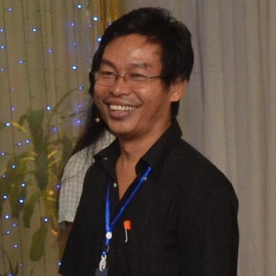 Columnist at #Frontiermyanmarmagazine and VOA (Voice of America). Based in Yangon, Myanmar as journalist.