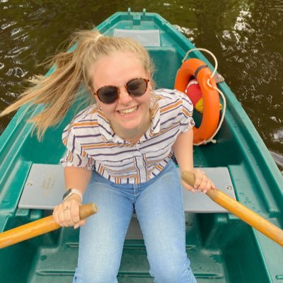 Geographer 🌏 ECT 👩‍🏫 Keele University Geography Alumni 👩‍🎓 Lover of dogs and being outdoors