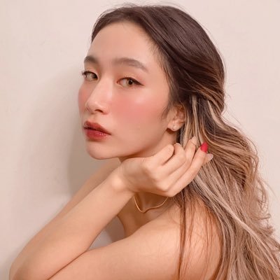 Jennnnyyeo Profile Picture