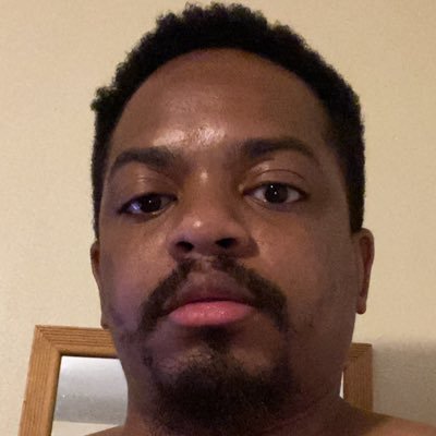 MrDotSmith's profile picture. 