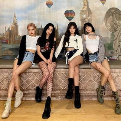 Vamos voten por las pinks

🇲🇽♥️🖤