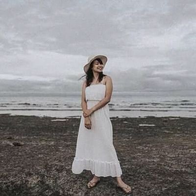 I'm so whipped about the girl named Reniella Villondo. The unbothered Queen who will capture your mind and heart. The best Jgirl indeed.🍷🍓