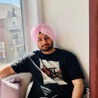 riar_riar's profile picture. IT Professional