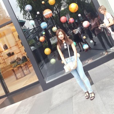 EiMonKy81929795's profile picture. 
