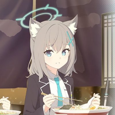 ご注文はモーメントですか？あなたの胃袋をわしずかみっ！温めるとさらにおいしくいただけます。アニメとゲーム関係をリツイートしてます！