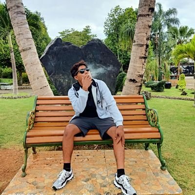 WinKyaw54740697's profile picture. 