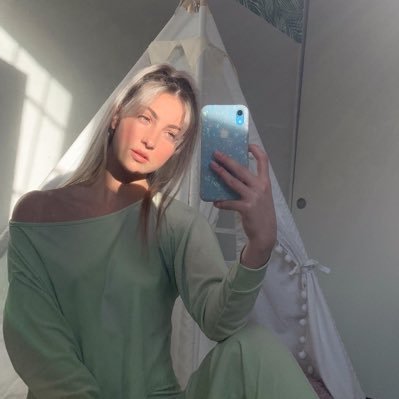 GabbiMcginnis's profile picture. 