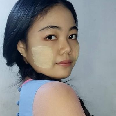 ThawZin95256194's profile picture. Uni Student