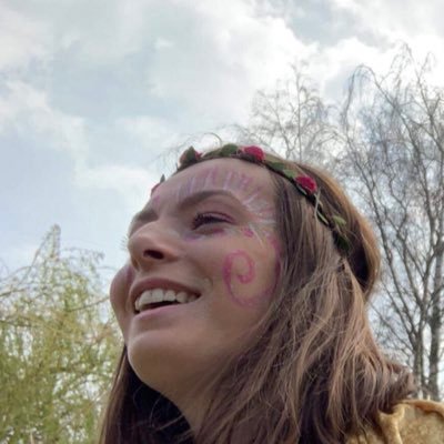 combre21's profile picture. 