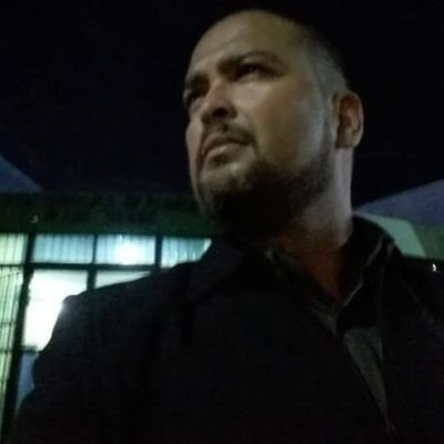 Bacharel em Ciências Jurídicas e Sociais, Professor de Filosofia, Sociologia e História.
