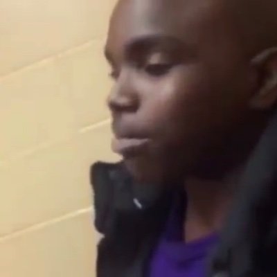 Manager of @vokarondon beats, Young Leggy Live nigga its only the beginning #MIBLiveNigga #ColdYoungNiggaBro https://t.co/iPpuhiTFs6…