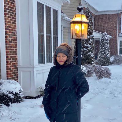 Thi76637273's profile picture. 