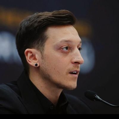 10mesutozil__'s profile picture. @fenerbahce