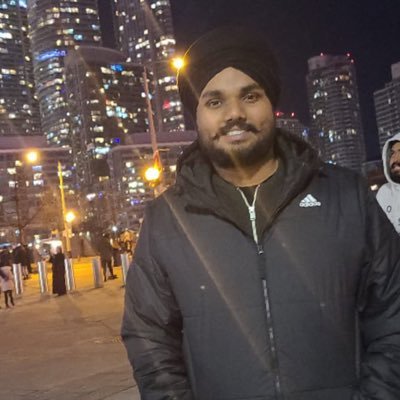 Masters in Mechanical Engineering Graduate of Concordia University lives in Toronto , Canada 🇨🇦