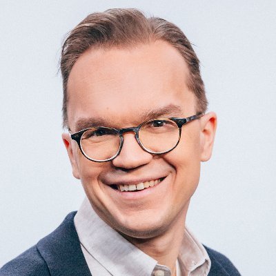 Vastaava tuottaja / Executive Producer
🏪Yle Kioski &
🏋️Abitreenit.
Enimmäkseen harmiton.
(Nopeissa yhteydenotoissa käytä muita kanavia.)