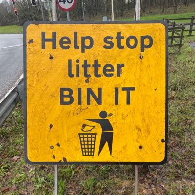 Anti Litter Lout with Clout! 2nd account of  @chivers67 concentrating on #ourlitterproblem