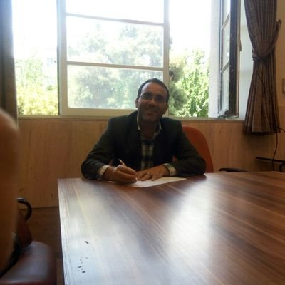 دکتری حقوق، عضو هیات علمی دانشگاه. وکالت دادگستری.
#Lawyer, #Author