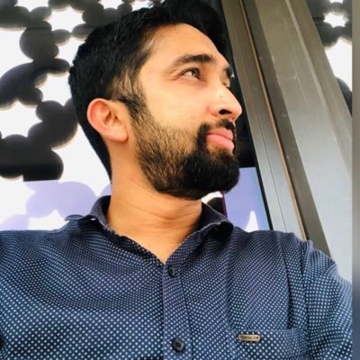 favaztweets's profile picture. Movie buff, Leftist, Humanist, Engineer, Dreamer.