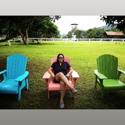 niniaestoppel's profile picture. God's servant. ⬆️