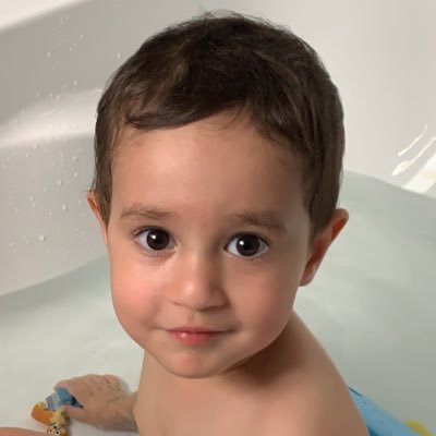 suren_abedi's profile picture. Dad’s and mom’s sweetheart • Aussie by birth • Persian by blood