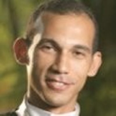 Architect, Designer, Remax Agent, Coffee Lover, Surfer, Land Rover / Overland Enthusiast.