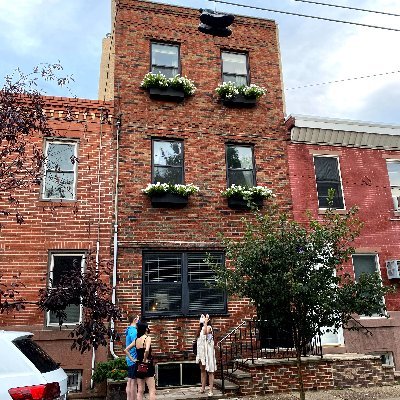 Every property in the Passyunk Square neighborhood of Philadelphia. By @bromptonpete, built on @fitnr's work.