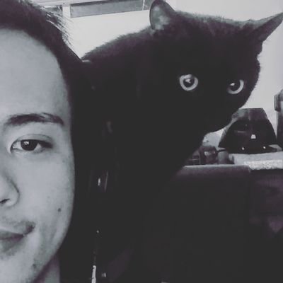 StruggleHappy's profile picture. 