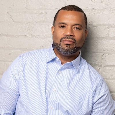 The Real Life HITCH; Dating/Relationship Consultant; Author; Day Trader 📈; Investor 💰; Black James Bond 🤵🏽♂️🍸; Marvel Super Hero; Future Husband