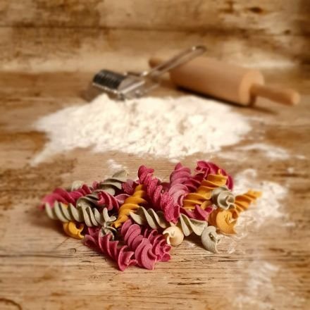 My pasta is handmade using Wheat/Durum Wheat with a blend of steamed or dried vegetable and spices which add the fantastic colours you can see in the pictures.