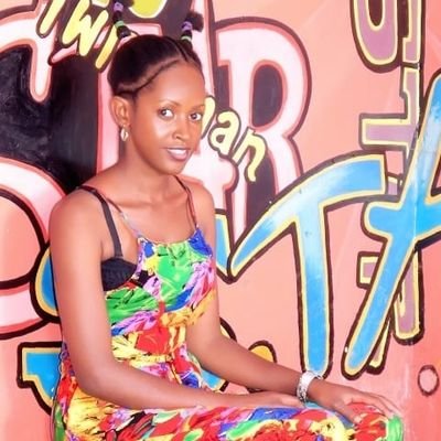 Helyn13171545's profile picture. my attitude