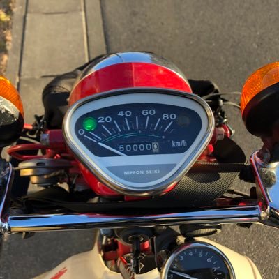 〈名ばかりのSSSに道を開けろ〉