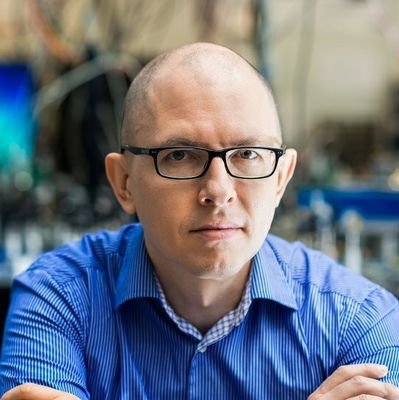 Director of @QOT_UW at @UniWarszawski supported by @FNP_org_pl. Corresponding member @PAN_akademia. Co-founder and scientific advisor at https://t.co/jsb7gq7M0Q