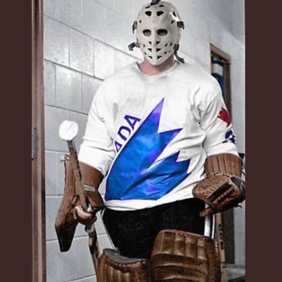 #Habs #RedSox #Pats A old puck stopper who opened lots of bench doors in North America...but enjoyed the dream ride...insta Rickyp2929