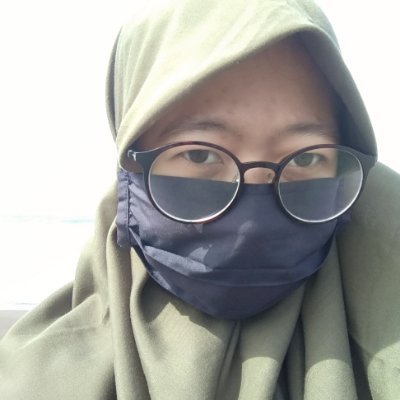 ani_sanastari's profile picture. Penyuka emping mlinjo
👓
🇲🇨