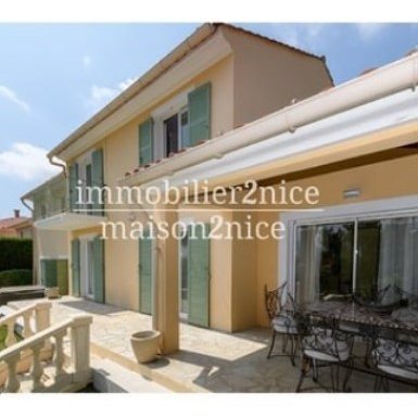 Spécialisés dans les #maisons et les #villas, vous trouverez régulièrement sur notre site des exclusivités et nouveautés.
#transaction #gestion
Tel : 0493846301