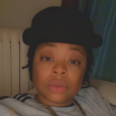 Strange_Fruit16's profile picture. To Know Me Is To Love Me. Married 💍 to a 👸🏾.