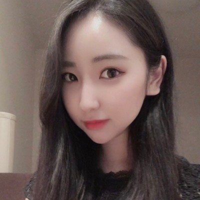 貧乏な母子家庭育ち( ´•௰• ` )⇒介護職に就くもブラックすぎて欝病になり退職⇒スーパーで働く⇒今の現状を変えたいと思い、ネットビジネスに出会う⇒3ヵ月で月収100万円達成✨
時間とお金が自由になって幸せな毎日に💙
私のように現状を変えたいと思っている人を無料でサポートしてます🔥
