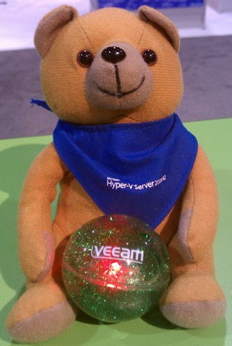 Veeam tweets about Hyper-V and Microsoft System Center.