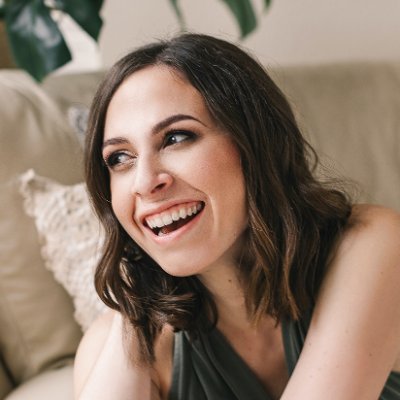 studioconnolly's profile picture. 🌱 Environmentally conscious residential interiors. 
Fresh, vibrant homes designed for wellness, both for you and for the planet.