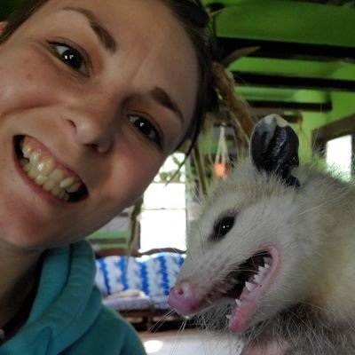 TeeRomig's profile picture. Animal lover ❤ Artist 🎨Buy my stuff while I'm still alive😂✌ @Titans is Life 🏈 My dog is cooler than yours 🐶Bookworm 📖