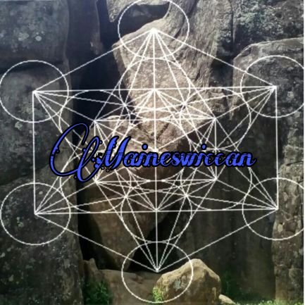 we are a wiccan shop online come check us out https://t.co/QpdTq2ro9n #maineswiccan #wiccan #wicca
